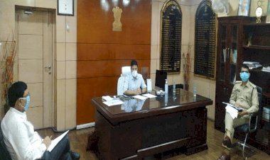 धनबाद: तीन डेडीकेटेड कोविड-19 हॉस्पीटल के लिए DC ने तय की समय सीमा, छह अगस्त तक शुरू हो जायेंगे, डीडीएमए की बैठक