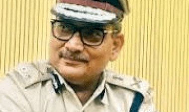 बिहार: DGP ने शिवसेना को दिया शायराना जवाब, ट्वीट कर किया कटाक्ष, संजय राउत ने सुशांत के पिता की छवि खराब करने की कोशिश की