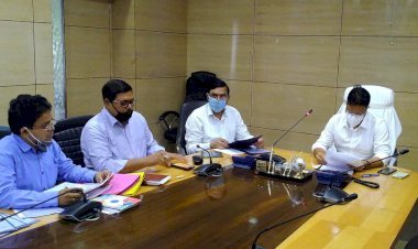 धनबाद:किसान उत्पादक संगठन एवं एग्रीकल्चर इंफ्रास्ट्रक्चर फंड से संबंधित बैठक आयोजित