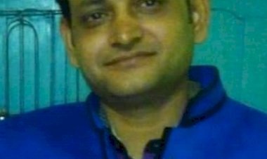 बोकारो: बजाज बाइक शोरूम के मालिक सुनील कुमार सिंह ने फांसी लगाकर की सुसाइड