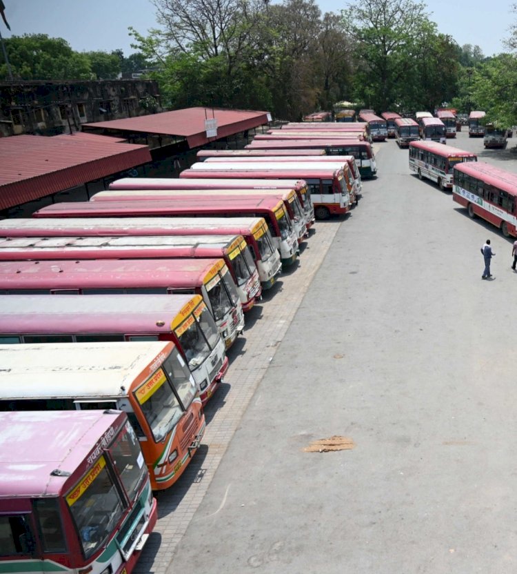 झारखंड: बस पैसेंजर्स को देना होगा दो सीटों का किराया, टैक्स माफ नहीं हुआ तो 16 सितंबर से स्ट्राइक