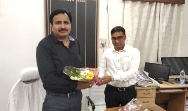  धनबाद के  नये एसडीएम सुरेंद्र कुमार ने पदभार ग्रहण किया