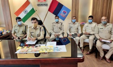 झारखंड: रामगढ़ पुलिस ने बरही से कोढ़ा गिरोह के तीन क्रिमिनलों को दबोचा