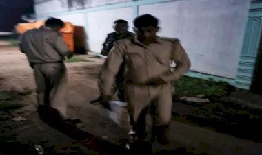 धनबाद: एमएलए ढुलू महतो के करीबी राजेश गुप्ता के निचितपुर घर पर फायरिंग, सीसीटीवी में कैद हुई घटना