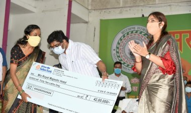 झारखंड: सीएम हेमंत सोरेन ने दुमका को दी 140 करोड़ की सौगात, स्टेट में सभी रिक्त भरने का किया एलान