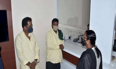 झारखंड: चास DPS ने शिक्षा मंत्री जगरनाथ महतो की नतिनी को ऑनलाइन क्लास से रोका, मिनिस्टर ने  काउंटर पर खड़ा होकर जमा किया फीस