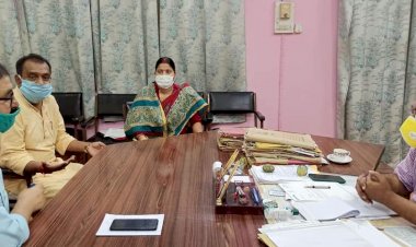 धनबाद:माडा ऑफिस पहुंची रागिनी सिंह,एमडी से की वार्ता,  झरिया में वाटर सप्लाई शुरु