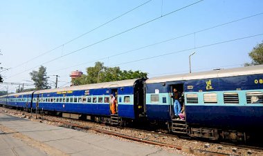 नई दिल्ली:फेस्टिव सीजन में 20 अक्टूबर से 196 जोड़ी स्पेशल ट्रेनें चलायेगा रेलवे