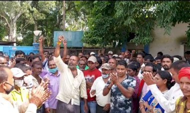 धनबाद: अंसगठित मजदूर मोर्चा की रैली, सेल चासनाला कोलियरी डिवीजन जीएम ऑफिस पर प्रदर्शन