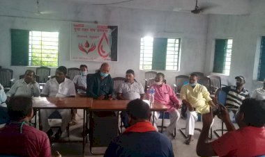 Dhanbad News: राजस्व व आंतरिक संसाधन मीटिंग, चासनाला जीएम ऑफिस प्रदर्शन, स्टेशन मास्टरों का नाइट अलाउंस, DMC ओल्ड ऑफिस,ब्लड डोनेशन