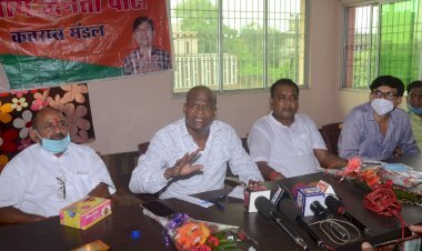 धनबाद: जलेश्वर सपना देखना छोड़ दें, एमएलए बनने के लिए दुबारा जन्म लेना पड़ेगा : ढुल्लू महतो (देखें VIDEO)