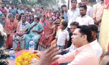 धनबाद: वेस्ट मोदीडीह में कार्यकर्ता मिलन समारोह, रणविजय सिंह की मौजूदगी में बड़ी संख्या लोग कांग्रेस व BJKMS में हुए शामिल 