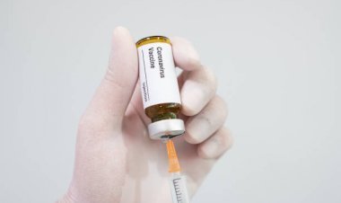 रूस में रोका गया कोरोना वैक्सीन का ट्रायल, टीके की ज्यादा मांग और डोज की कमी