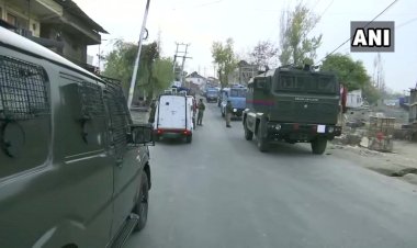 जम्मू-कश्मीर: सुरक्षाबलों के साथ मुठभेड़ में हिजबुल मुजाहिदीन का चीफ कमांडर सैफुल्लाह मारा गया, एक जिंदा अरेस्ट