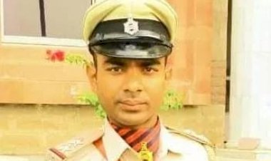 झारखंड: पाकुड़ टाउन  पुलिस  स्टेशन के PSI रानु कुमार ने फांसी लगाकर सुसाइड की