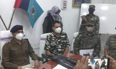 चतरा: पांच लाख का इनामी टीएसपीसी जोनल कमांडर कृष्णा गंझू अरेस्ट, राइफल-देसी बंदूक व पांच कारतूस बरामद