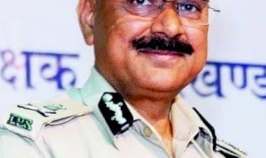 झारखंड: मध्यस्थता से सुलझा एक्स DGP डीके पांडेय का बहु से विवाद, लगाया था दहेज प्रताड़ना का आरोप