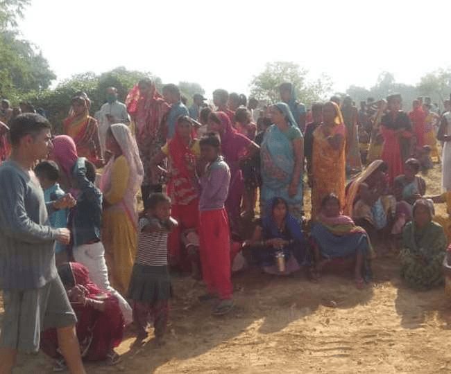 गिरिडीह: राजधनवार में दो सगे भाइयों की बॉडी कुआं में मिली, आक्रोशित लोगों ने किया रोड जाम, मर्डर का आरोप