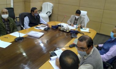 धनबाद: भू-धंसान प्रभावितों को इसी माह बेलगढ़िया शिफ्ट करायें : डीसी