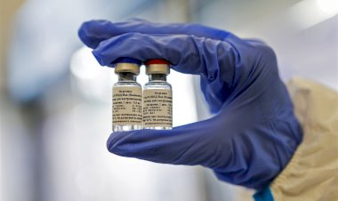 नये कोरोना स्ट्रेन के खिलाफ भी कारगर हो सकती है एस्ट्राजेनेका की वैक्सीन