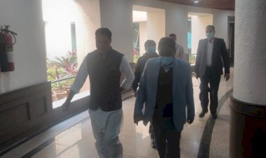 रांची: ग्रामीण विकास मंत्री आलमगीर आलम से मिले रणविजय सिंह, जन्मदिन की दी बधाई