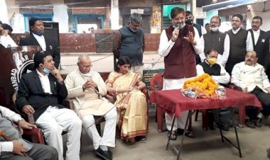 Dhanbad Bar Association में एमएलए फंड से बना महिलाओं के लिए कॉमन रूम, राज सिन्हा ने किया उद्घाटन 