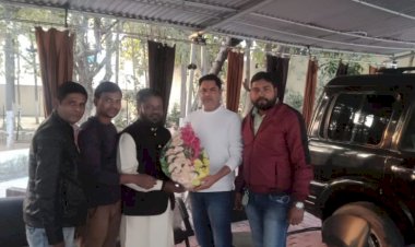 धनबाद: रणविजय सिंह से मिले कांग्रेस अल्पसंख्यक विभाग के नगर अध्यक्ष