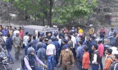धनबाद: बस्ताकोला माइंस रेस्क्यू के समीप बाइक चेकिग के दौरान पुलिस ने स्टूडेंट को पीटा