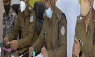 झारखंड: अमन श्रीवास्तव गैंग के शूटर मुकेश सिंह समेत 7 क्रिमिनल अरेस्ट,पिस्टल समेत कई आर्म्स बरामद 