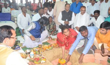 धनबाद: जामाडोबा वाटर ट्रीटमेंट प्लांट के भूमि पूजन पर विवाद,झरिया MLA और एक्स मेयर आमने-सामने