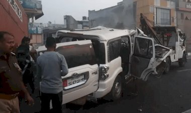 उत्तर प्रदेश: आगरा में स्कॉर्पियो और कंटेनर की टक्कर, नौ लोगों की मौत ,सात बिहार और दो झारखंड के