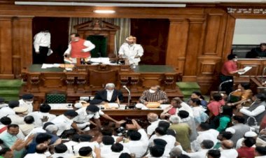 बिहार: विधानसभा में हंगामा व मारपीट, शर्मसार हुआ लोकतंत्र