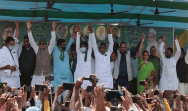 देवघर:सीएम की उपस्थिति में मिनिस्टर हफीजुल ने किया नॉमिनेशन, हेमंत सोरेन ने कहा-हर हाल में जीतेंगे मधुपुर विधानसभा उपचुनाव 