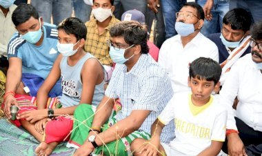 झारखंड: CM हेमंत सोरेन पैतृक गांव नेमरा पहुंच बाहा पूजा में हुए शामिल