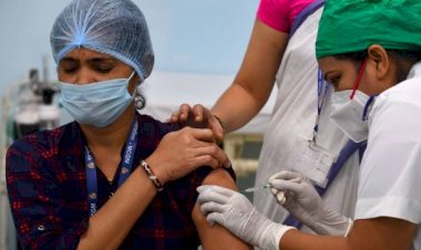 कोरोना वैक्सीन से इंडिया में बची 42 लाख लोगों की जान, Lancet की स्टडी में दावा