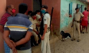 DGMS के डिप्टी डायरेक्टर अरविंद कुमार के लखीसराय में पैतृक घर पर सीबीआइ रेड, घूस के 35 लाख के साथ भाई अरेस्ट