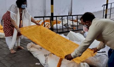 जमशेदपुर: बेटा इंग्लैंड तो बेटी बैंगलुरु में, कोरोना से हो गयी मौत,पत्नी ने किया अंतिम संस्कार