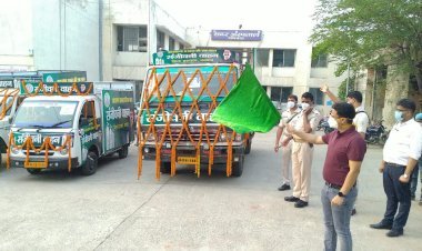 धनबाद: डीसी ने किया संजीवनी वाहन को हरी झंडी दिखाकर रवाना,पेसेंट को होगी प्राणवायु ऑक्सीजन की निर्बाध सप्लाई: डीसी