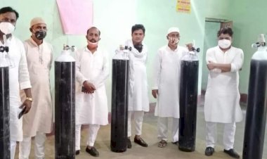 धनबाद: नौजवान कमिटी पुराना बाजार ने पेश की अद्भुत मिसाल ,ईद के अवसर पर दिया ऑक्सीजन सिलेंडर, फ्लोमिटर, ऑक्सीमीटर 