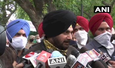 पंजाब कांग्रेस में विवाद पर नवजोत सिंह सिद्धू  दिल्ली में सेंट्रल कमेटी के समक्ष हुए पेश, कहा- विरोधी ताकतों को हराना और सच को जिताना है