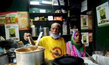 नई दिल्ली: वेंटिलेटर पर हैं ‘बाबा का ढाबा ’ के मालिक, सुसाइड की कोशिश के बाद हॉस्पीटल में हैं एडमिट