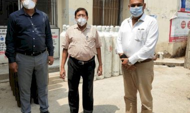 धनबाद: टाटा स्टील झरिया डिवीजन ने प्रदान किये 111 जंबो ऑक्सिजन सिलेंडर 