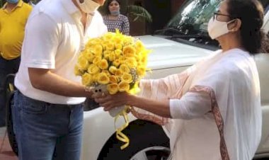 पश्चिम बंगाल: सौरव गांगुली को बर्थ डे पर घर जाकर सीएम ममता बनर्जी ने दी बधाई