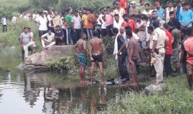 धनबाद: सेल्फी लेने चे चक्कर में सरायढेला के दो स्टूडेंट कर्माटांड़ के पत्थर माइंस में डूबे