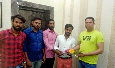 धनबाद: बाबूडीह के युवाओं ने रणविजय सिंह से की मुलाकात