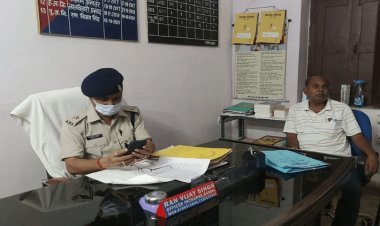 गढवा: डाकघर से दो करोड़ 10 लाख के गबन के आरोपी पोस्टमास्टर अरेस्ट, पुलिस ने भेजा जेल 