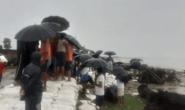 बिहार: बगहा में नाव हादसा,  30 लोग डूबे, अब तक 26 को किया रेस्क्यू, चार लापता