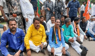 झारखंड: विधानसभा घेराव मामले में एक्स सीएम बाबूलाल मरांडी, दीपक प्रकाश सहित 22 के खिलाफ नेम्ड FIR