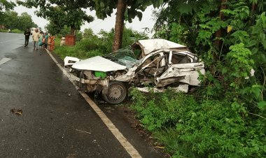 रामगढ़ : गोला में कार व ट्रक के बीच सीधी टक्कर, हिंदुस्तान लिवर कंपनी के दो मार्केटिंग मैनेजर की मौत