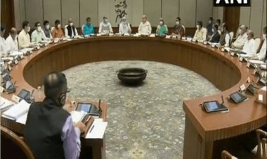 नई दिल्ली : सेंट्रल  कैबिनेट ने ऑटो और ड्रोन सेक्टर के लिए PLI योजना को दी मंजूरी, AGR बकाये पर बड़े ऐलान